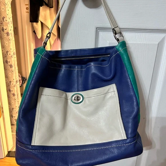 Coach bag - Picture 1 of 5